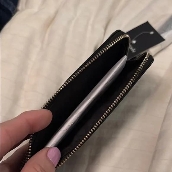 Kate Spade Black Wristlet-NWT - Picture 11 of 11